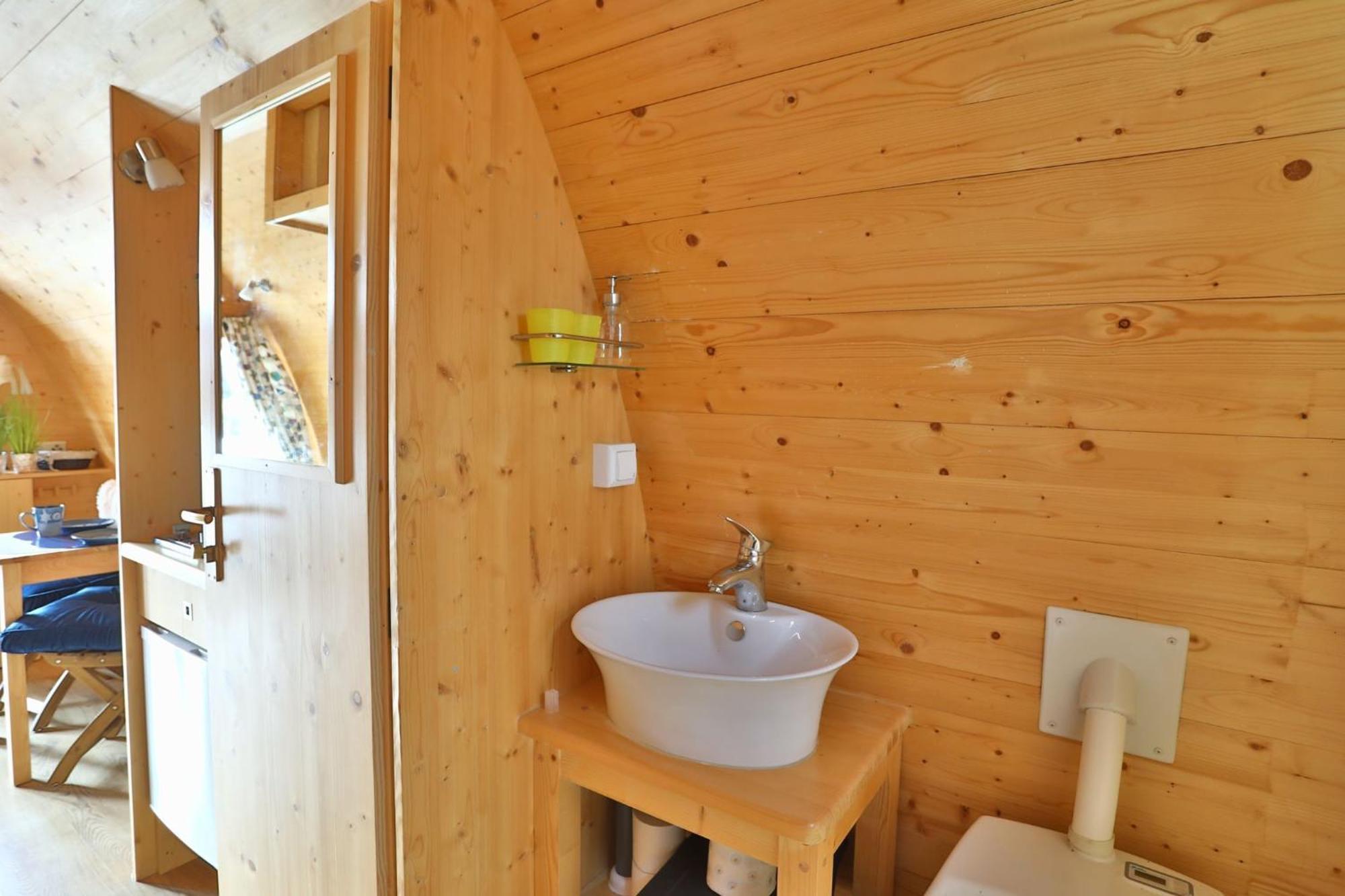 Hausboot Dotterbart Hotel Гагер Екстериор снимка