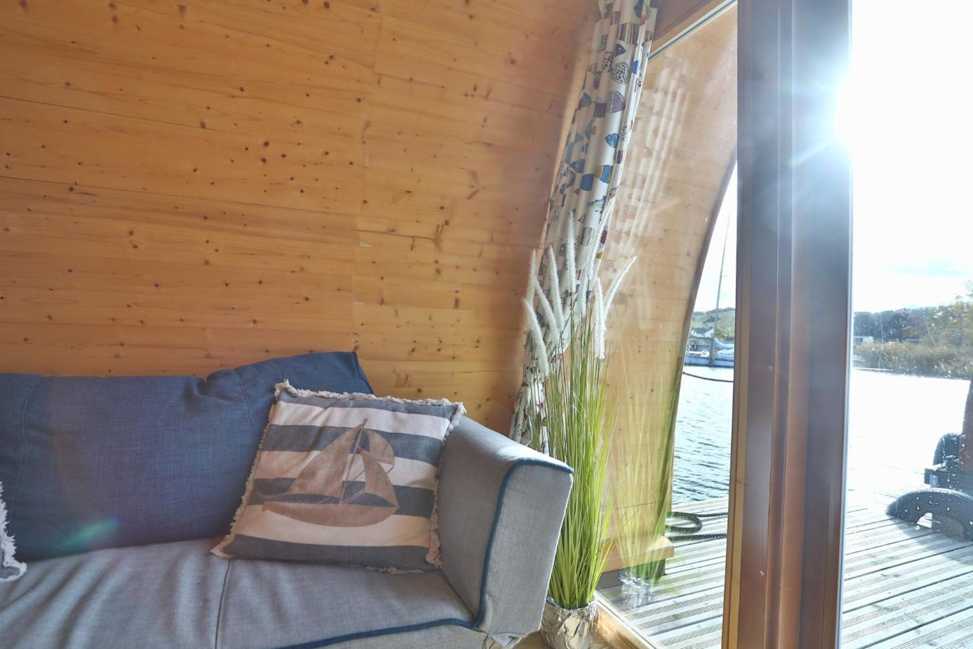 Hausboot Dotterbart Hotel Гагер Екстериор снимка