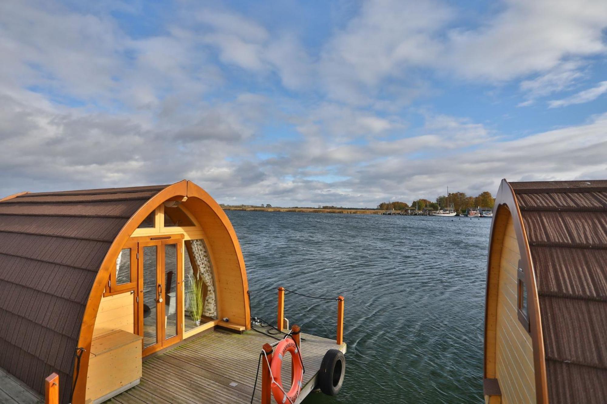 Hausboot Dotterbart Hotel Гагер Екстериор снимка